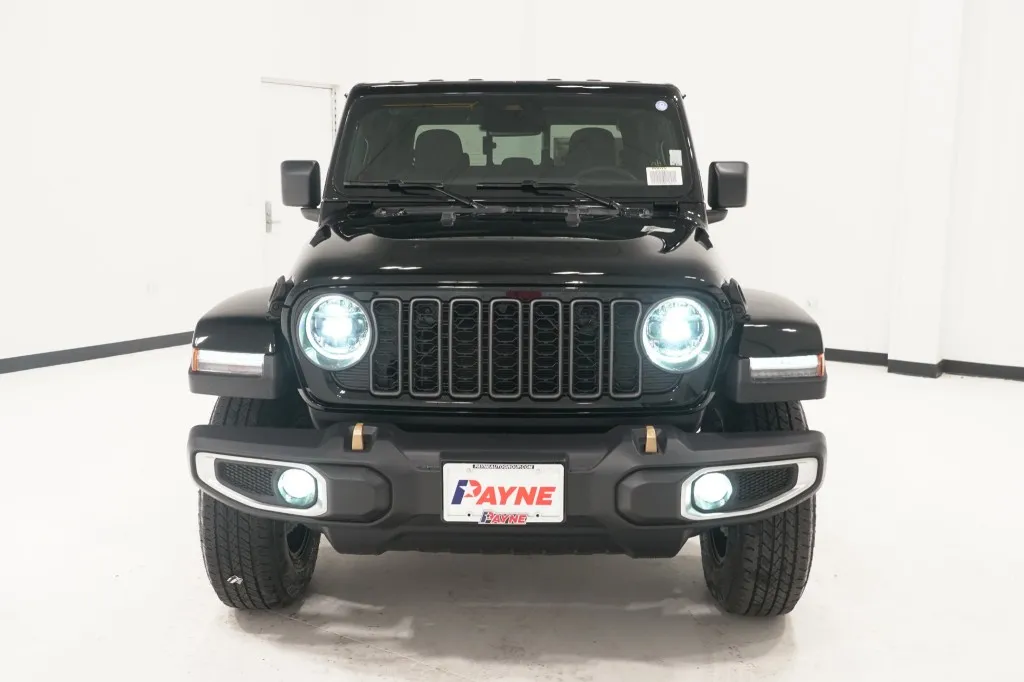 2026 Jeep Gladiator 85th Anniversary Edition