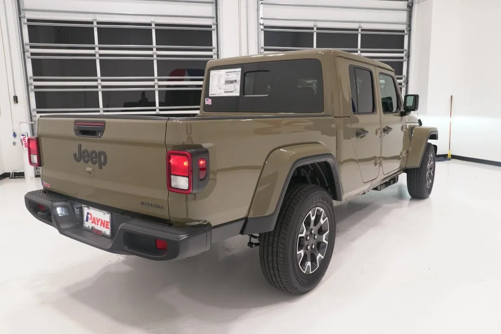 2026 Jeep Gladiator Sahara