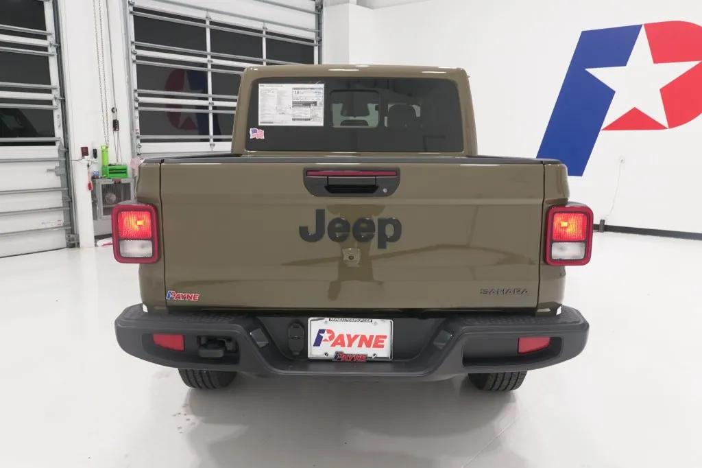 2026 Jeep Gladiator Sahara