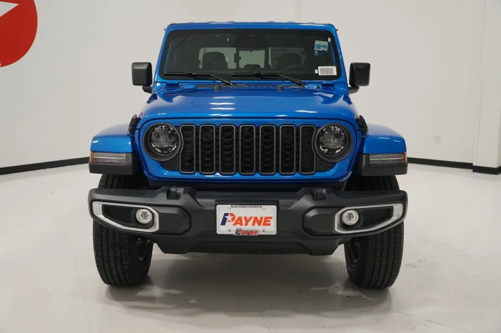 2026 Jeep Gladiator Sahara