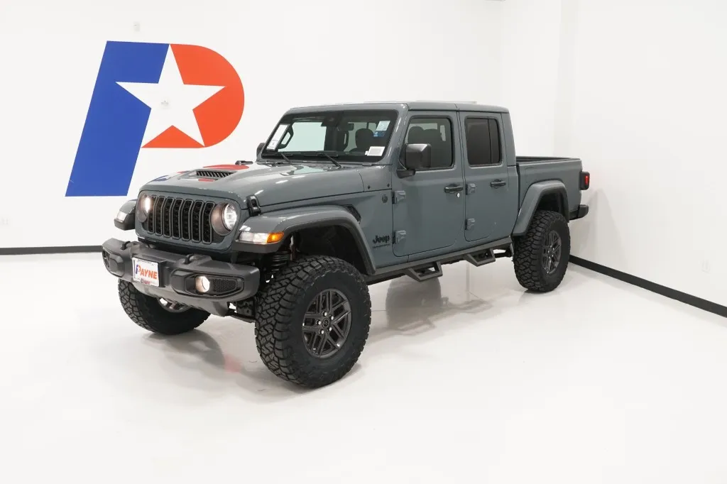 2025 Jeep Gladiator Sport S