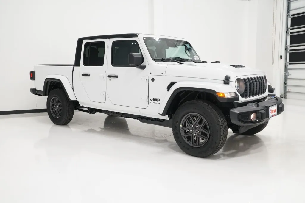2026 Jeep Gladiator Sport S