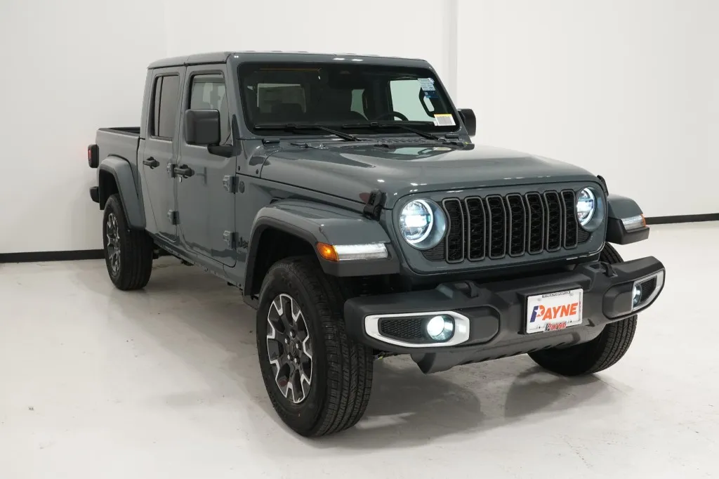 2026 Jeep Gladiator Sahara