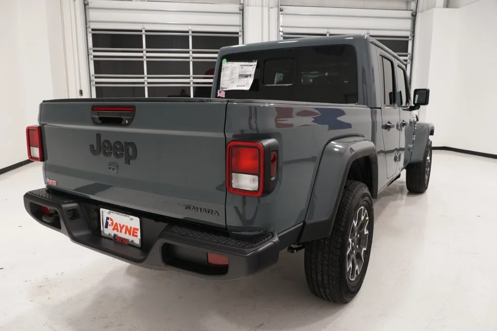 2026 Jeep Gladiator Sahara