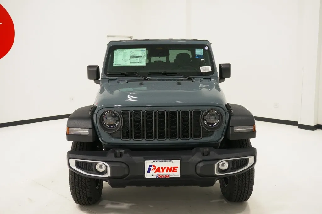 2026 Jeep Gladiator Sport S 2026 Jeep Gladiator Sport S