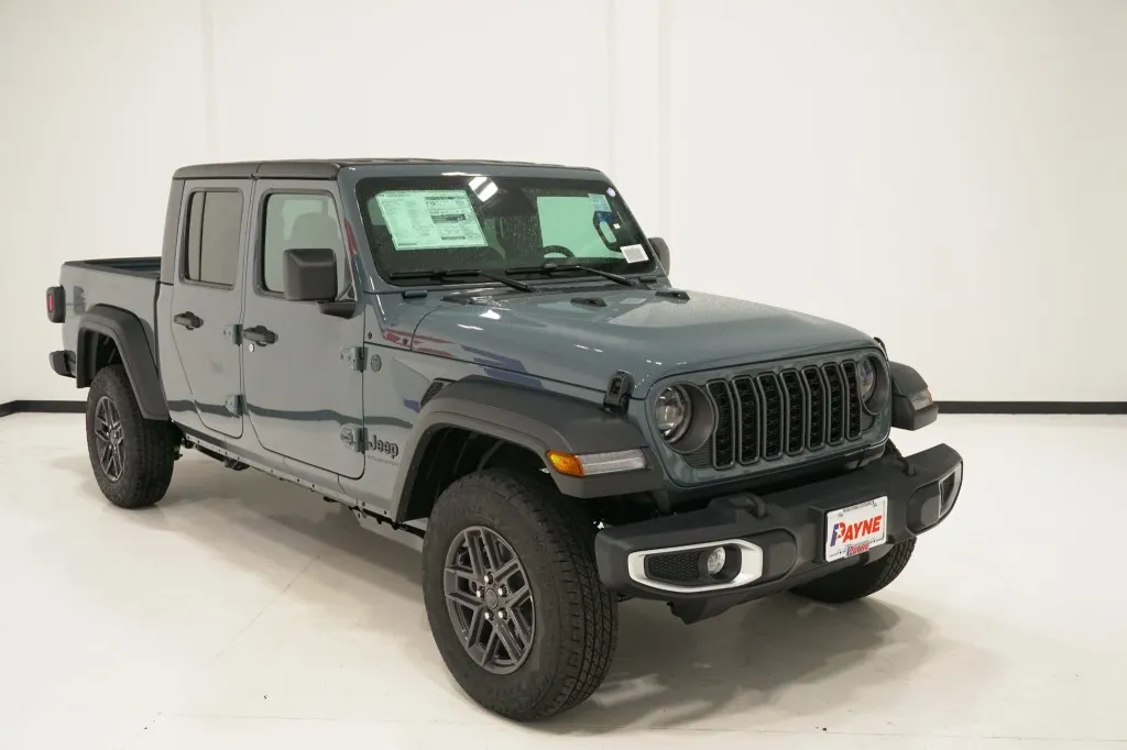 2026 Jeep Gladiator Sport S 2026 Jeep Gladiator Sport S