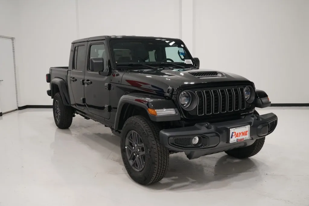2026 Jeep Gladiator Sport S