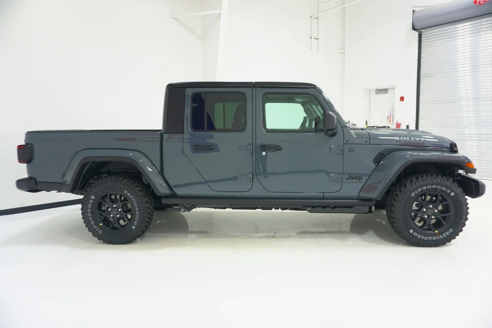 2026 Jeep Gladiator Willys