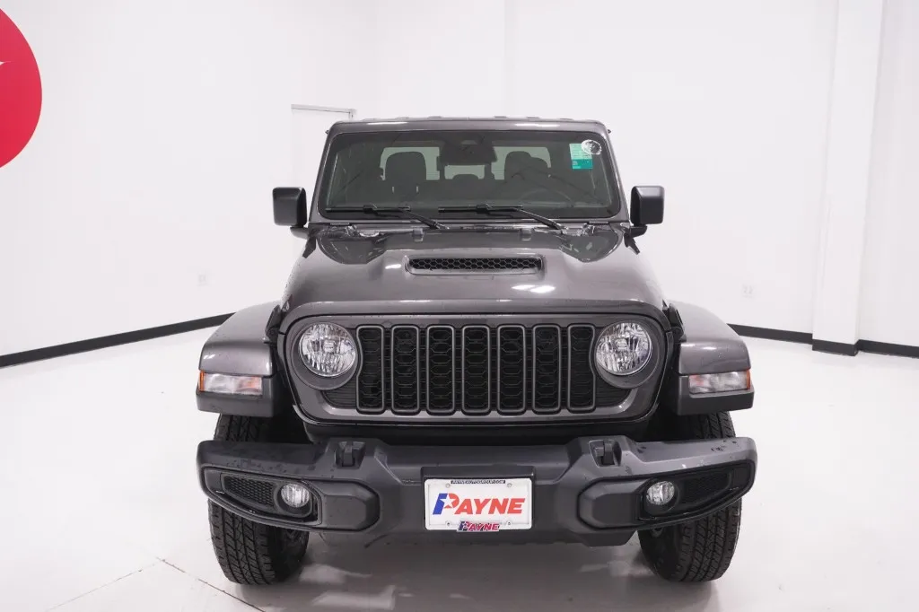 2026 Jeep Gladiator Sport S 2026 Jeep Gladiator Sport S