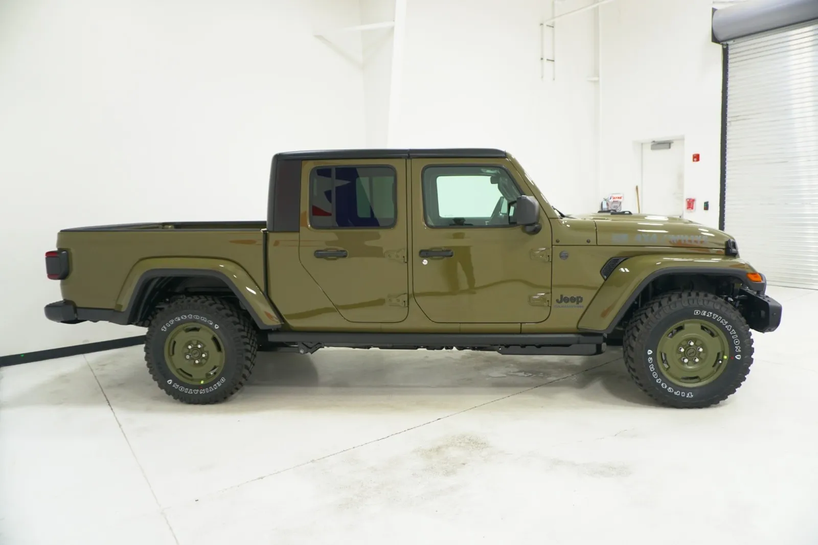 2026 Jeep Gladiator Sport S