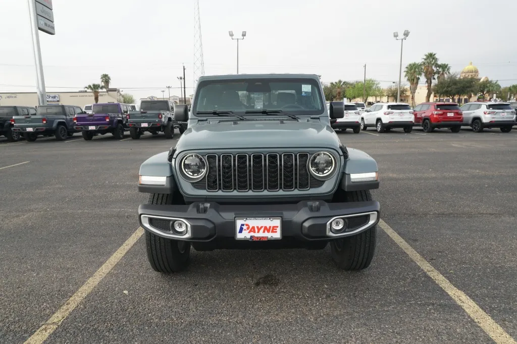 2026 Jeep Gladiator Sahara