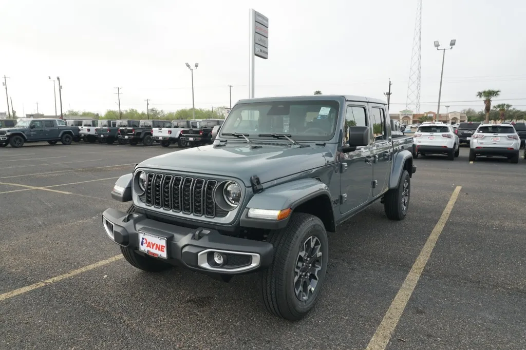 2026 Jeep Gladiator Sahara
