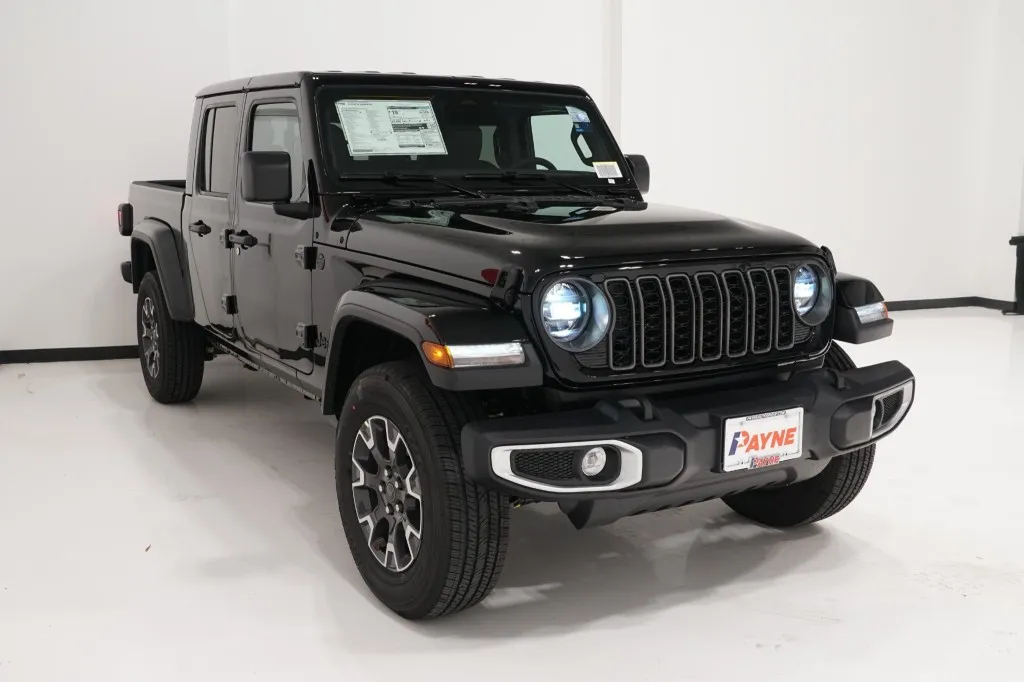 2026 Jeep Gladiator Sahara 2026 Jeep Gladiator Sahara