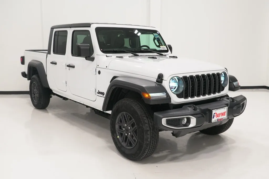 2026 Jeep Gladiator Sport S