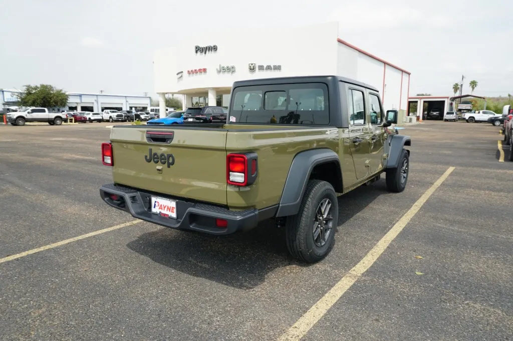 2026 Jeep Gladiator Sport