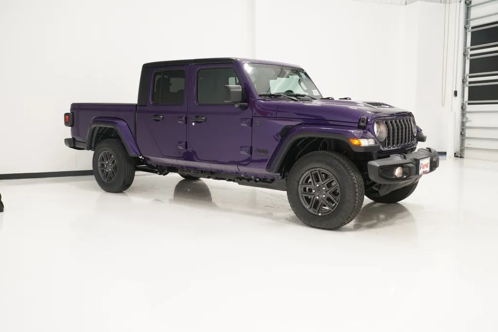 2026 Jeep Gladiator Sport S