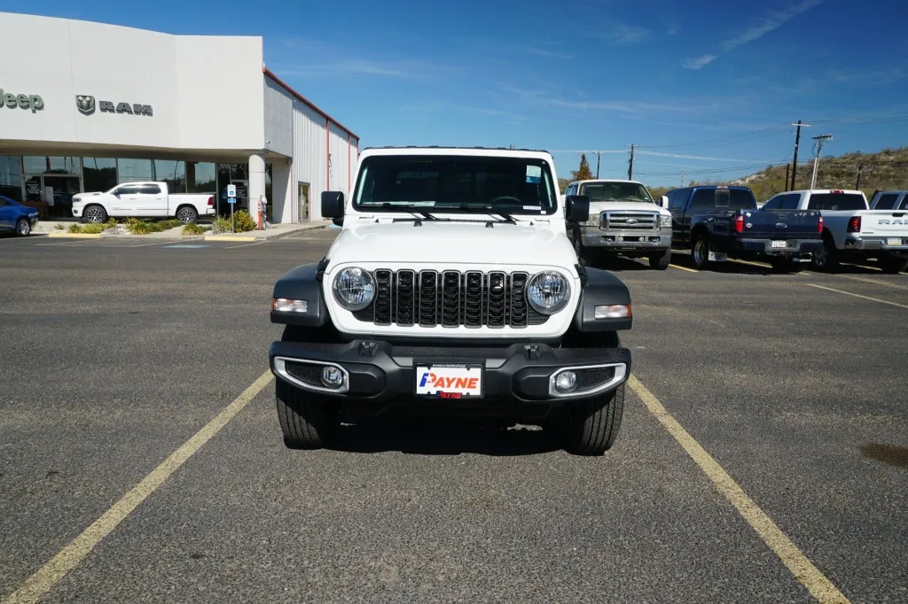 2026 Jeep Gladiator Sport S