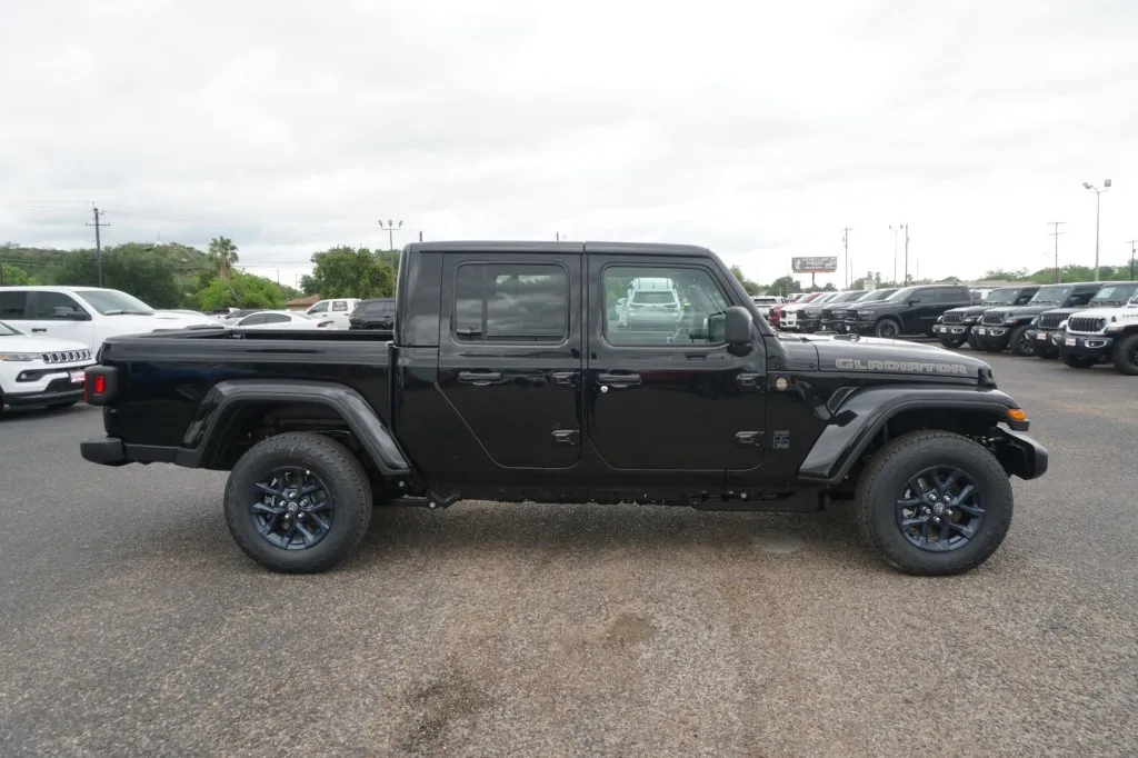 2026 Jeep Gladiator 85th Anniversary Edition