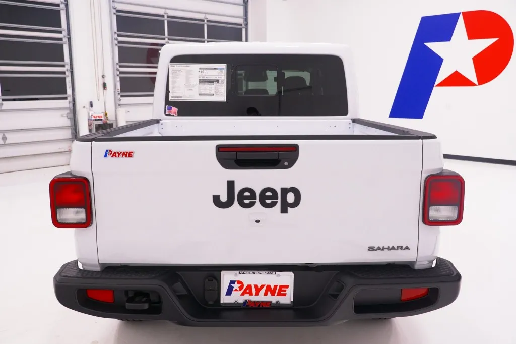 2026 Jeep Gladiator Sahara 2026 Jeep Gladiator Sahara