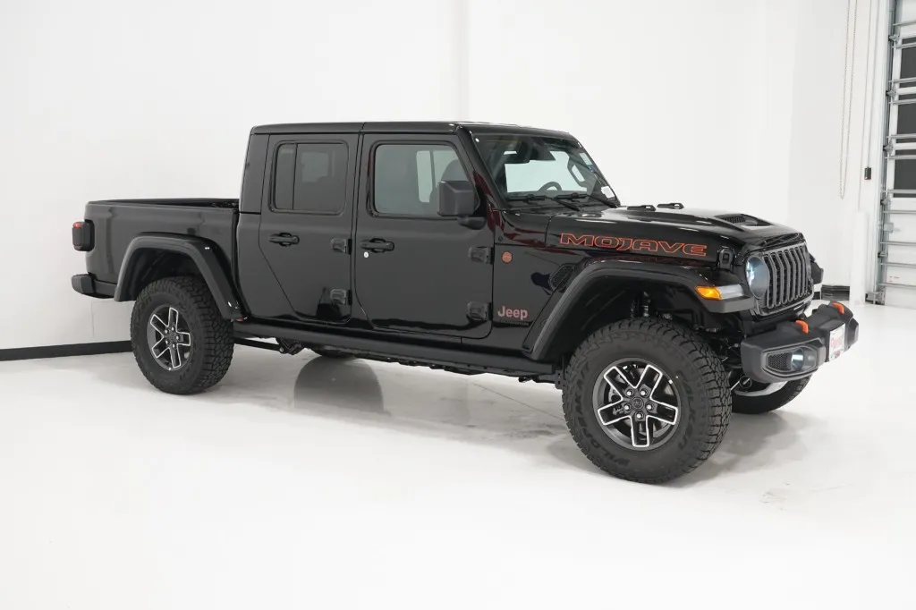 2026 Jeep Gladiator Mojave