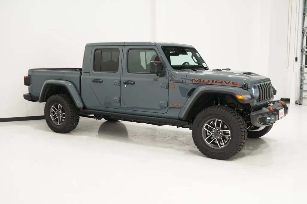 2026 Jeep Gladiator Mojave 4x4 2026 Jeep Gladiator Mojave 4x4