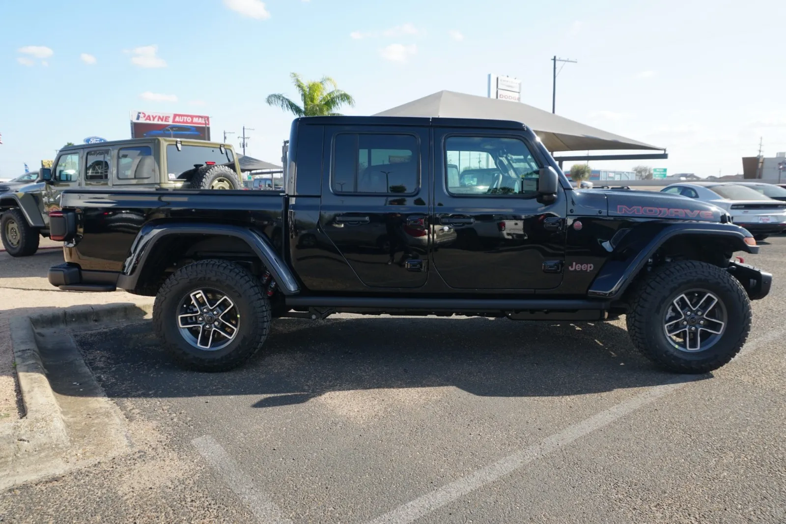 2026 Jeep Gladiator Mojave 4x4