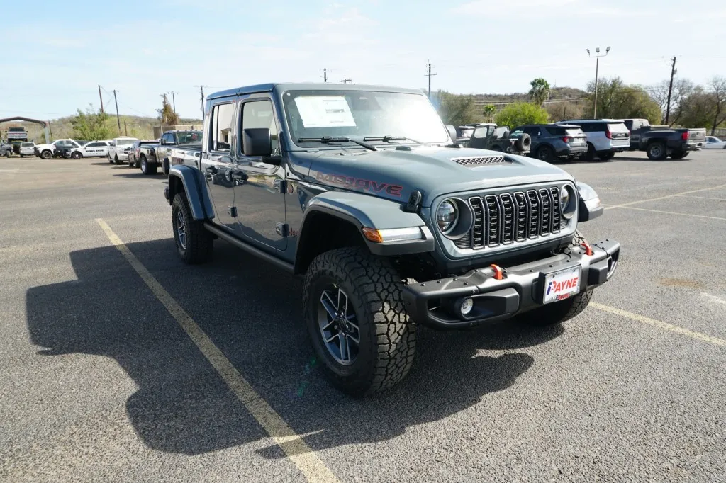 2026 Jeep Gladiator Mojave 4x4