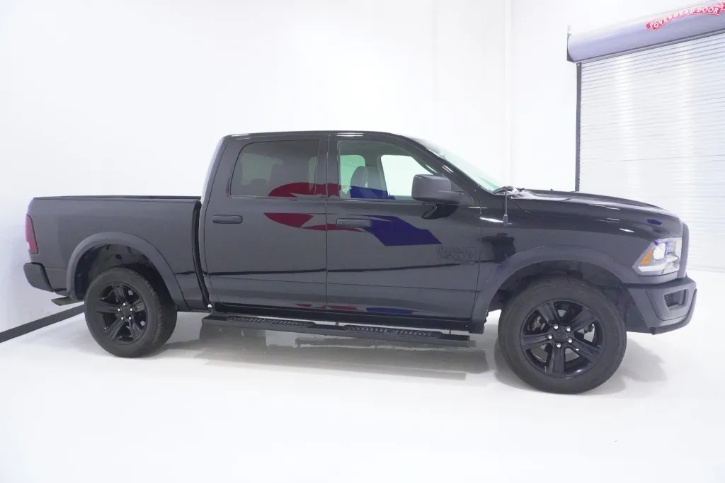 2024 RAM 1500 Classic SLT 2024 RAM 1500 Classic SLT