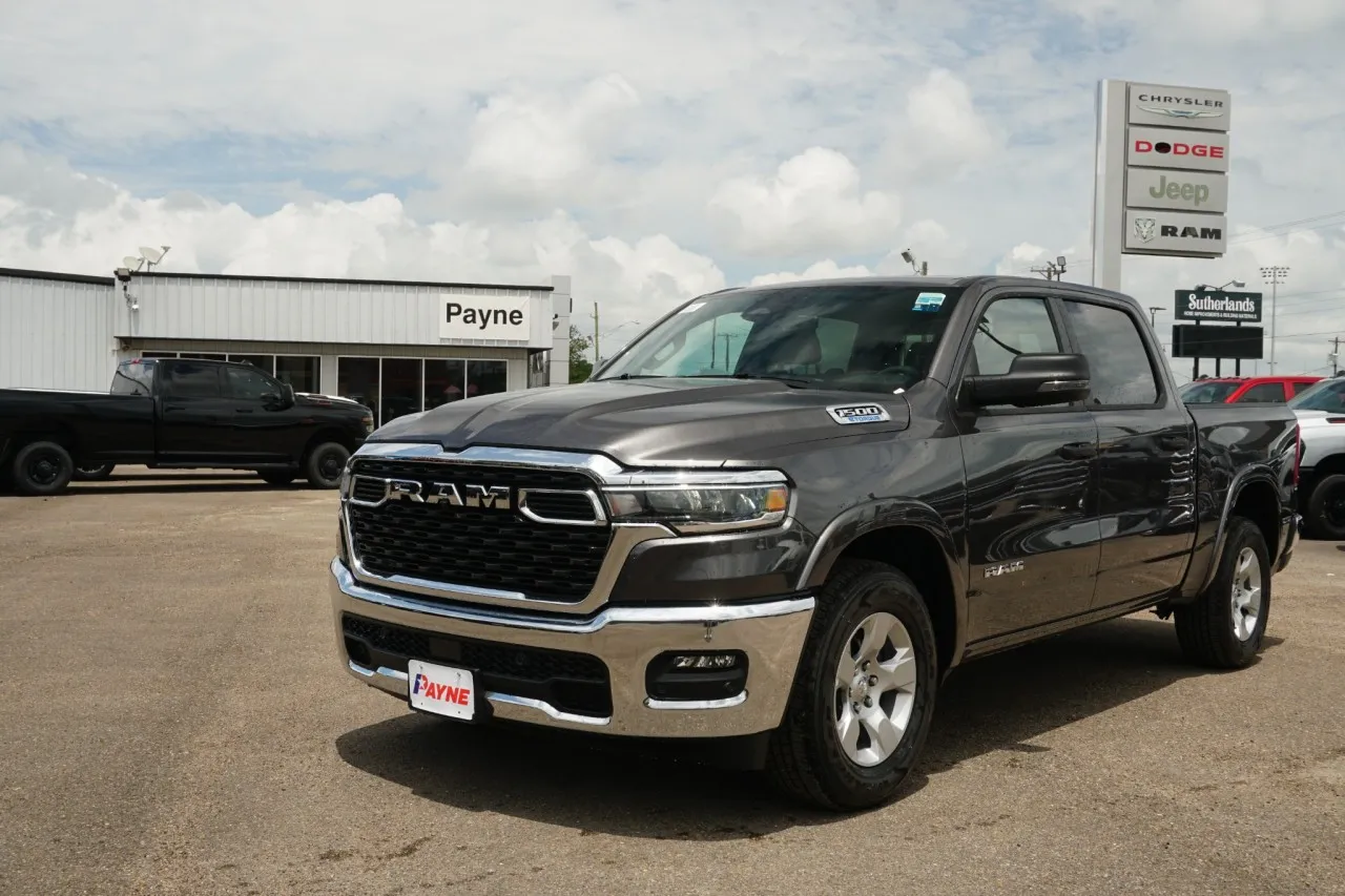 2026 RAM 1500 Big Horn/Lone Star Crew Cab 5'7's photo