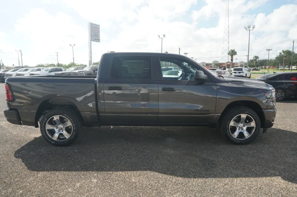 2027 RAM 1500 Express