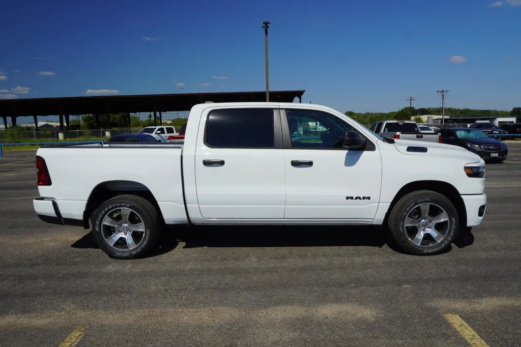 2027 RAM 1500 Express