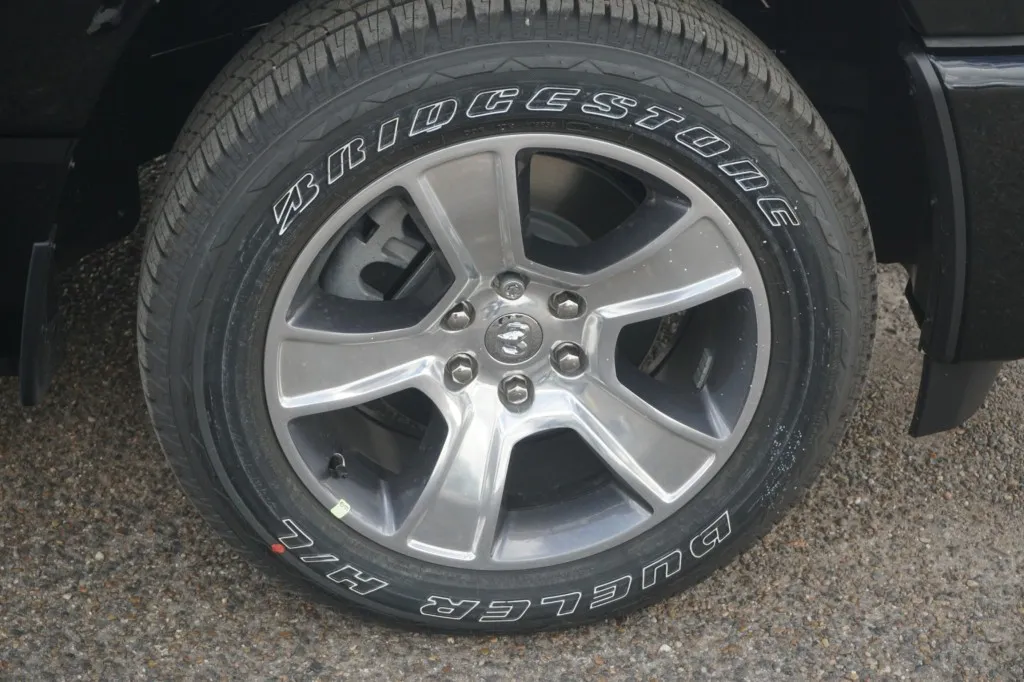 2027 RAM 1500 Express