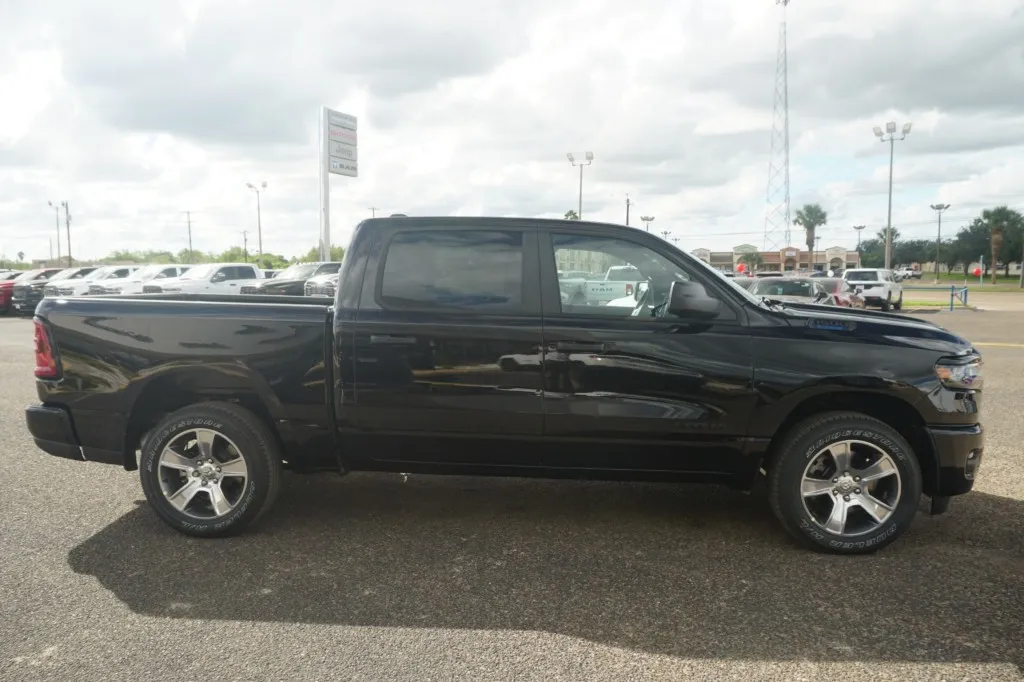 2027 RAM 1500 Express