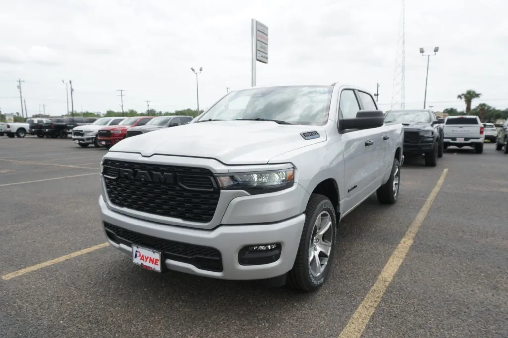 2026 RAM 1500 Express 2026 RAM 1500 Express