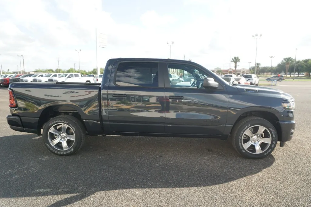 2027 RAM 1500 Express