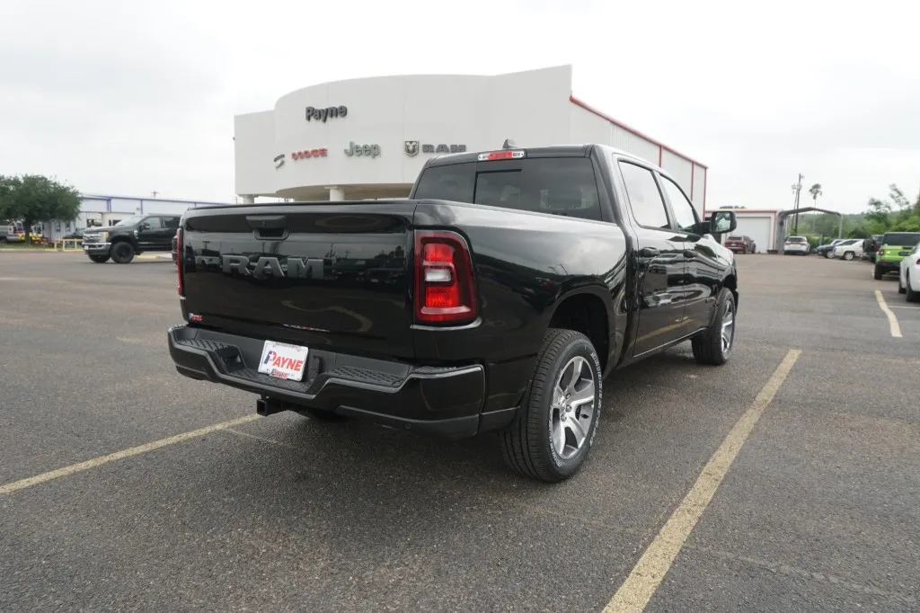 2026 RAM 1500 Express