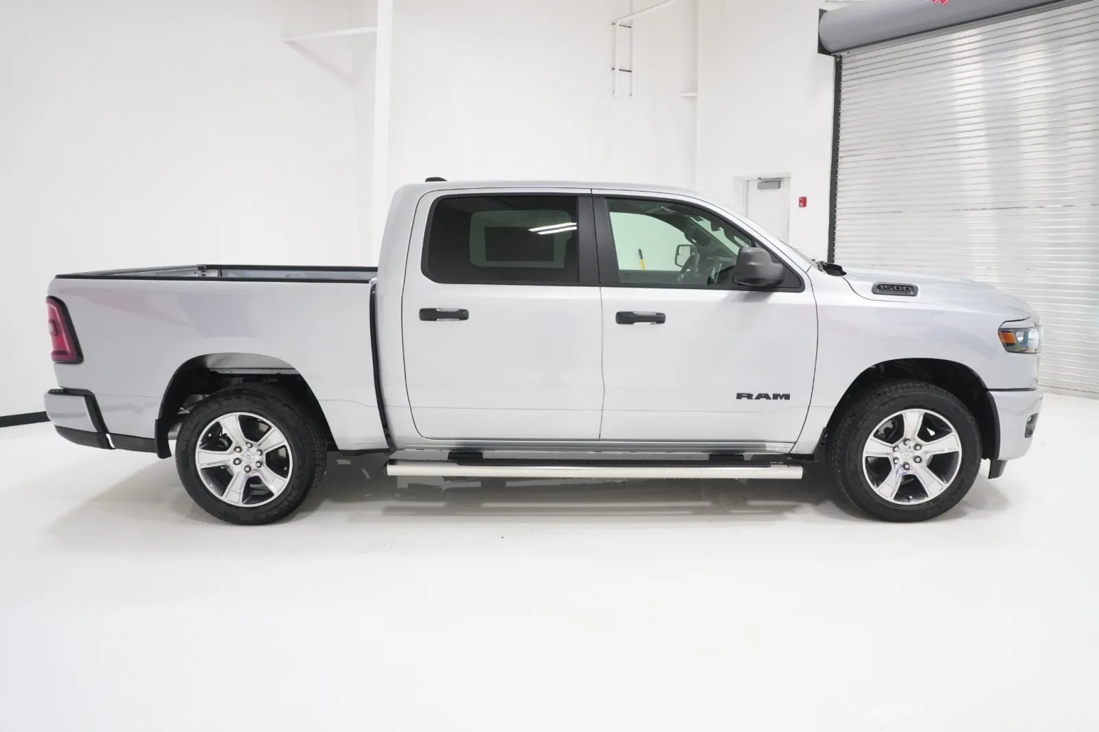 2027 RAM 1500 Express