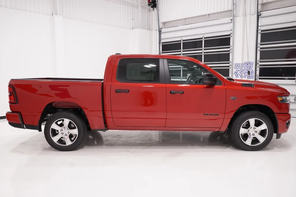 2027 RAM 1500 Express 2027 RAM 1500 Express