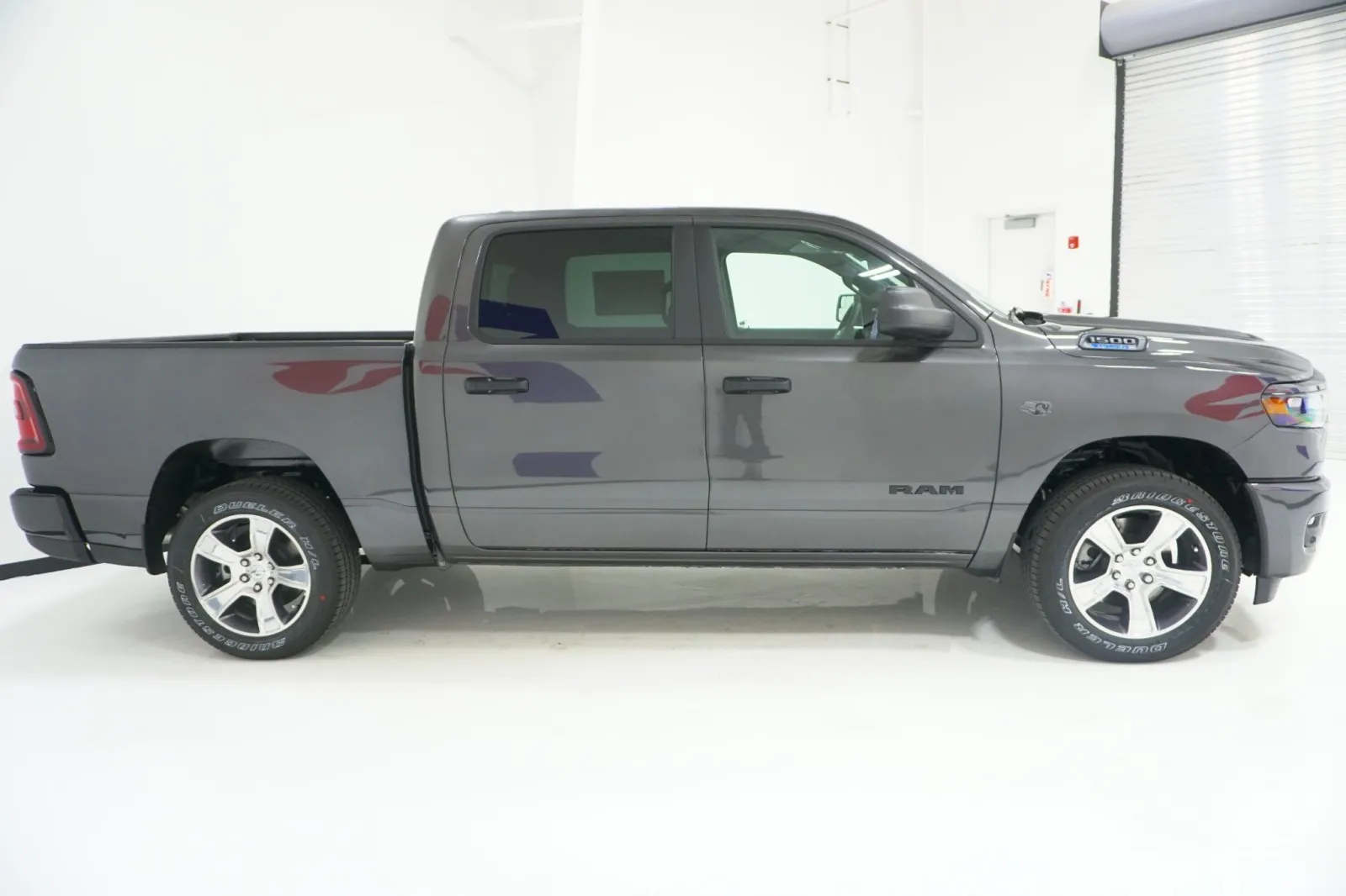 2027 RAM 1500 Express