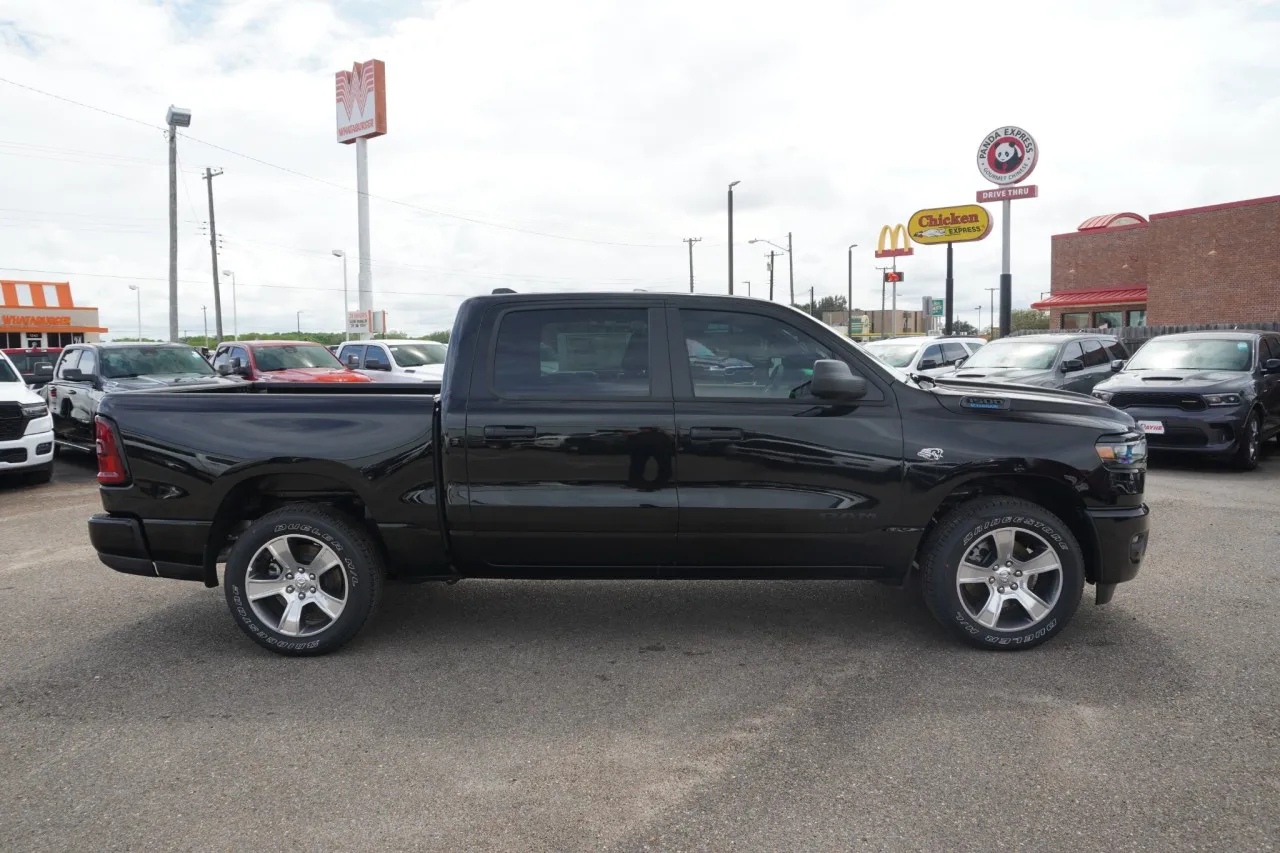 2026 RAM 1500 Express