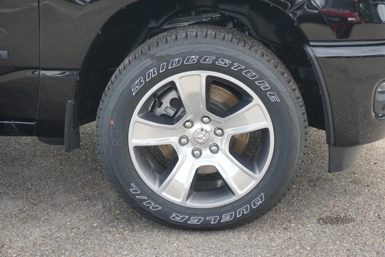 2026 RAM 1500 Express