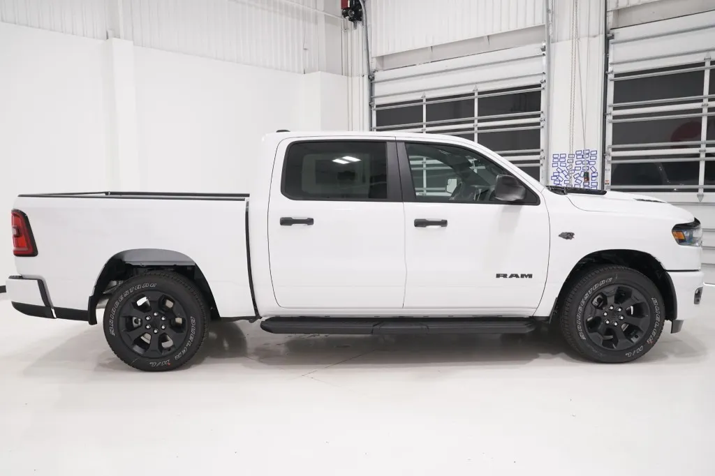 2027 RAM 1500 Express