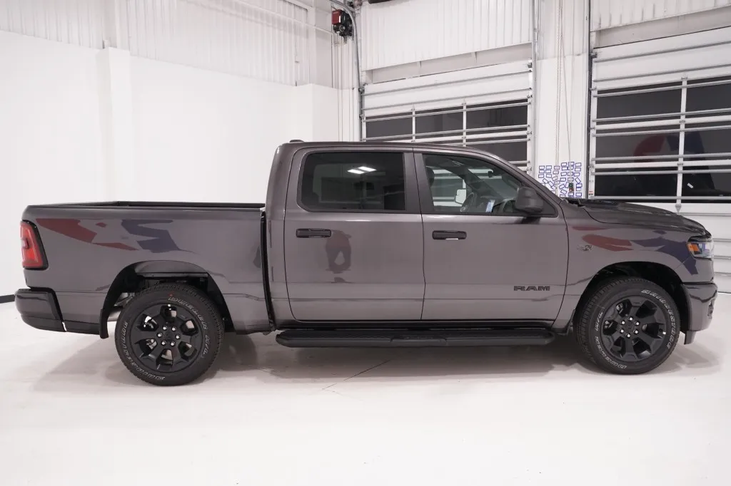 2027 RAM 1500 Express