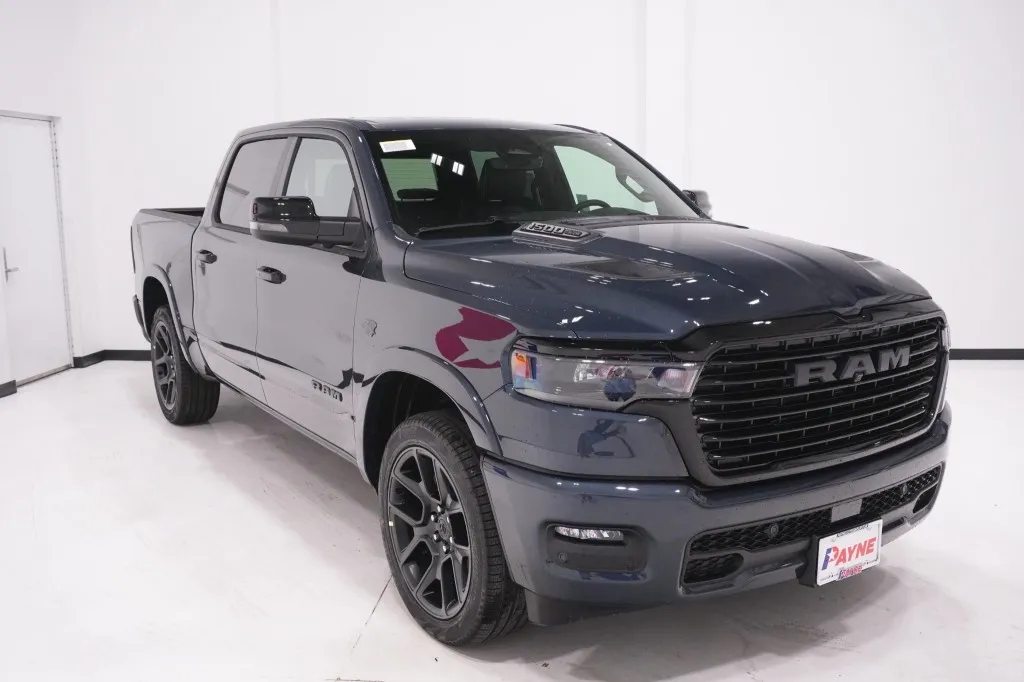 2027 RAM 1500 Laramie 2027 RAM 1500 Laramie