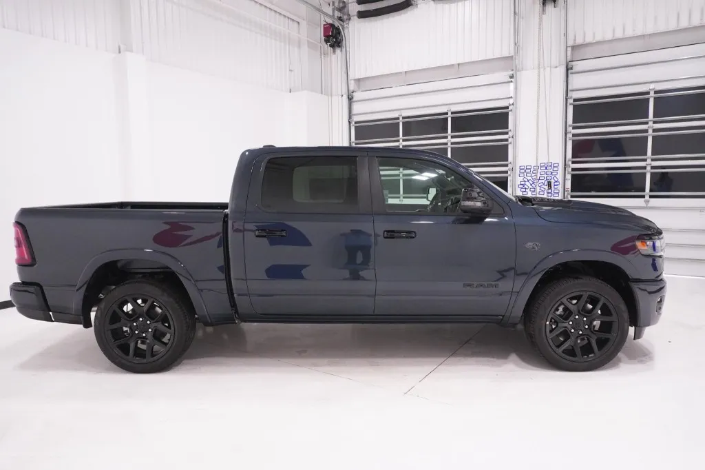 2027 RAM 1500 Laramie 2027 RAM 1500 Laramie
