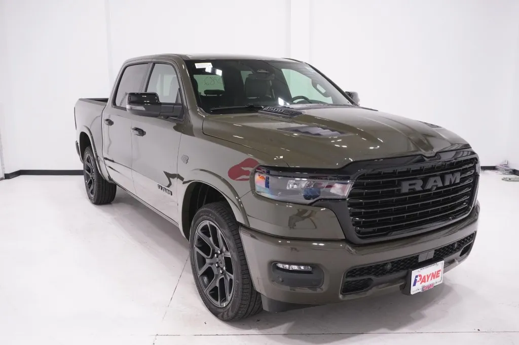 2027 RAM 1500 Laramie 2027 RAM 1500 Laramie