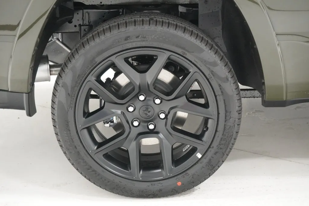 2027 RAM 1500 Laramie 2027 RAM 1500 Laramie