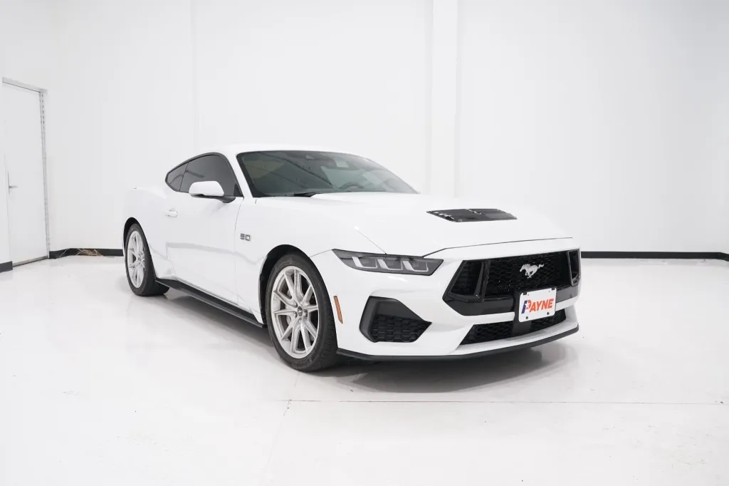 2024 Ford Mustang GT Premium