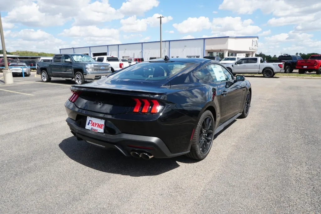 2026 Ford Mustang GT Premium