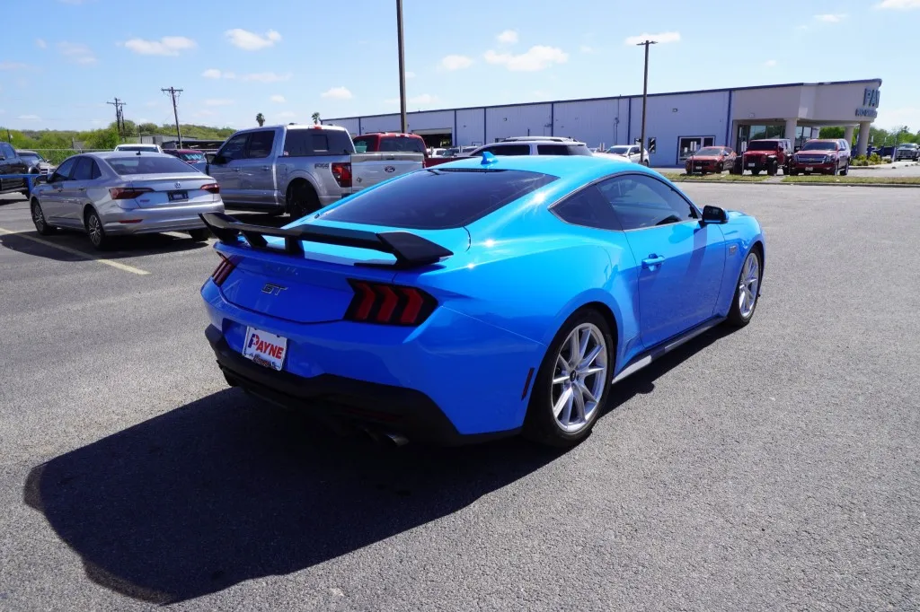 2024 Ford Mustang GT Premium